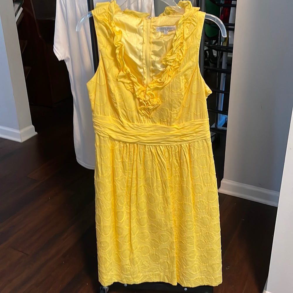Sandra Darren 8 Sleeveless Yellow Dress